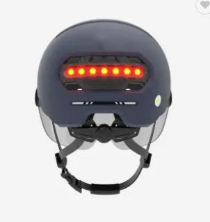 Cycling helmet with automatic LED brake and tail lights in M and L sizes