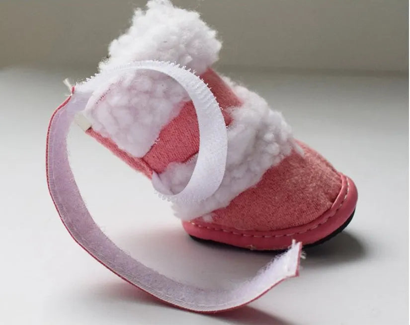 Thick lamb wool pet shoes for small dogs in khaki with suede upper and non-slip sole