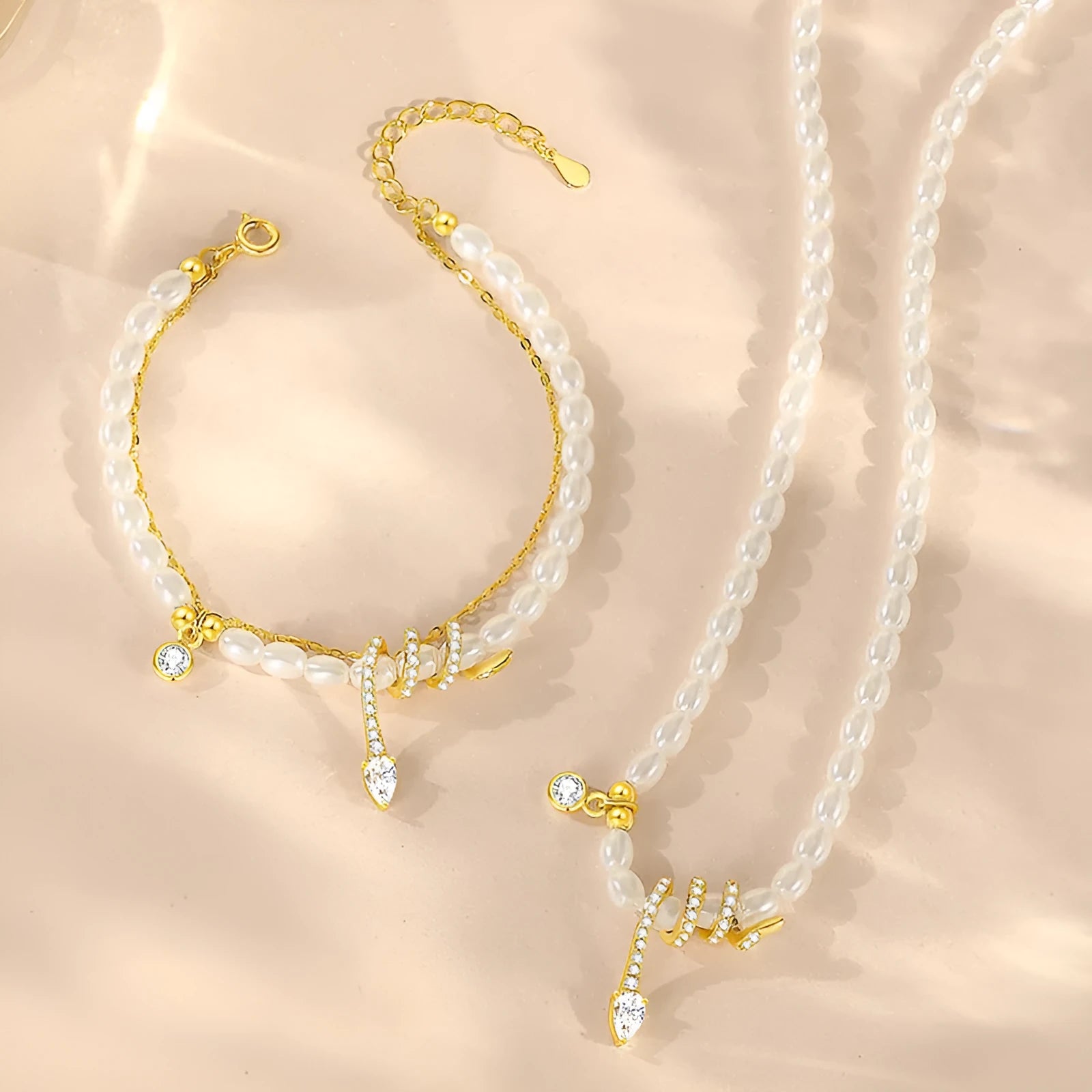 Snake zodiac beaded bracelet in 925 silver with electroplated gold finish and geometry design elements