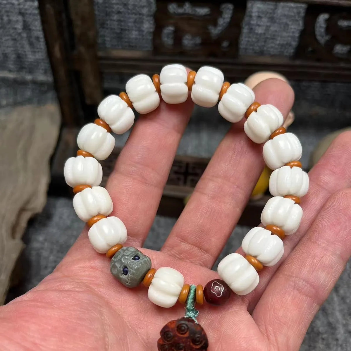Hand-carved pumpkin lotus beads bracelet in white jade and bodhi root with multiple bead sizes