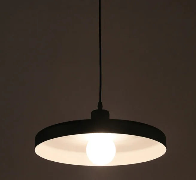 Aluminium alloy ceiling chandelier for restaurants in black or white, showing small, medium, and large size options.