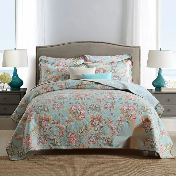 Pure cotton bedspread three-piece set with geometric pattern, showing bedcover and pillowcases.