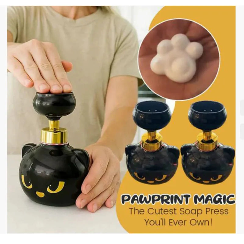 Black cartoon cat-shaped plastic foam soap dispenser with dimensions 10x10x18cm