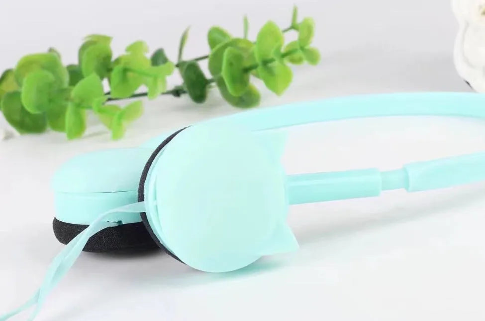 Cat ear headphones with 3.5mm straight plug for PC in Black, Blue, Pink and White