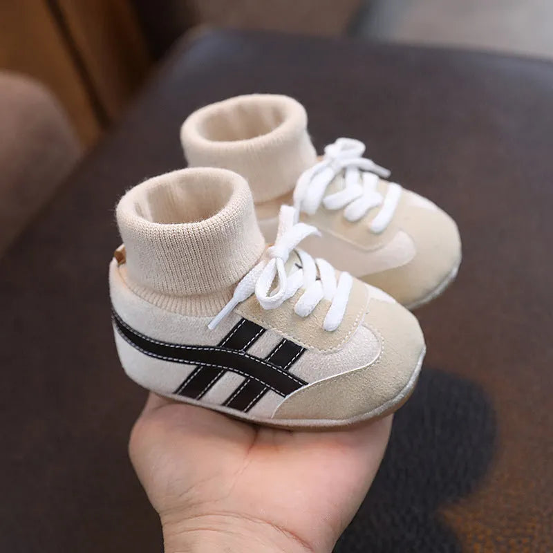 Baby cotton ankle sock shoes in green with soft sole, size inner length 11cm
