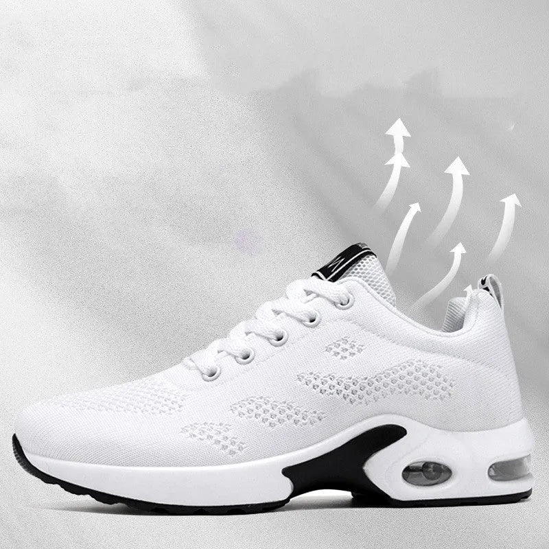 Women's breathable mesh sneakers with flat 1-3cm heel, round toe, PVC sole, in black or white