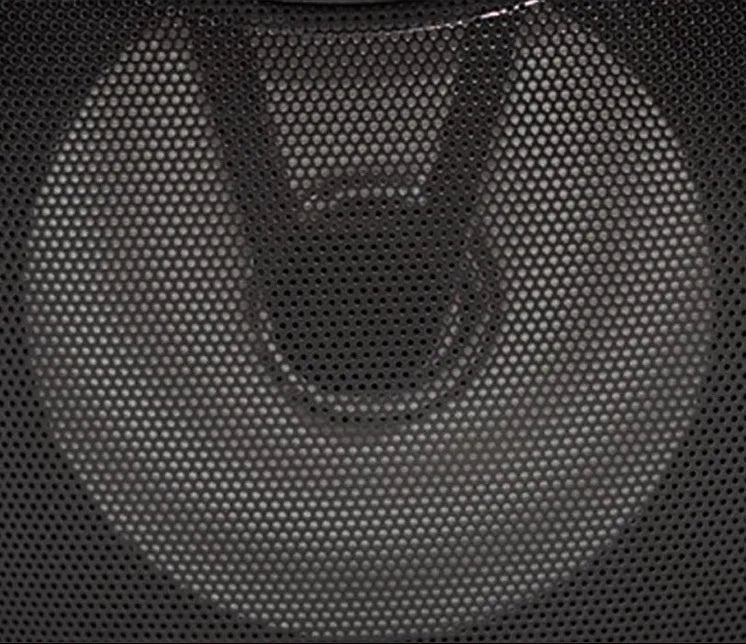 Portable Bluetooth speaker in black, blue or pink with USB port for charging