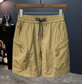 Men's camouflage cargo shorts in cotton blend fabric with cargo pockets and loose fit design