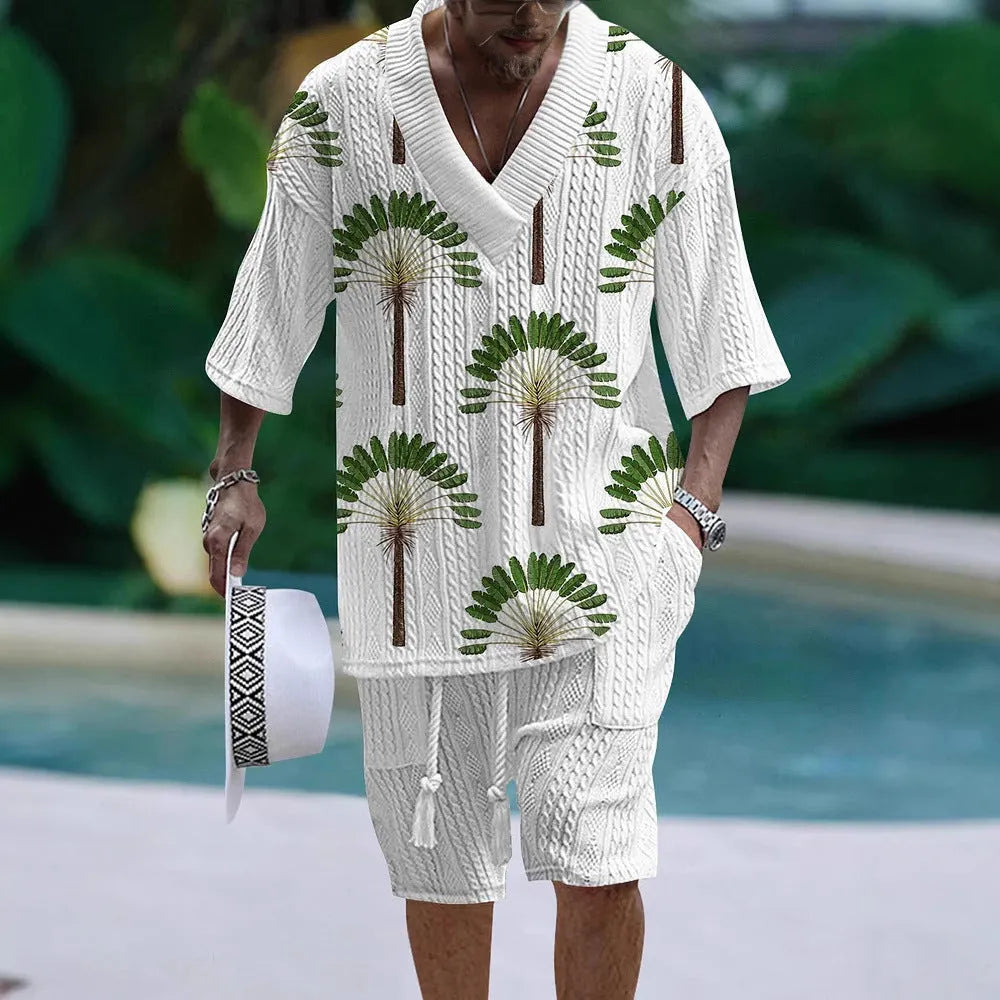 Loose casual short sleeve suit with matching shorts in polyester fabric