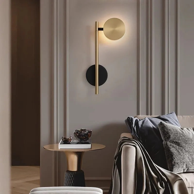 Rotatable swivel head wall lamp in black and gold, 220V, for corridor and bedside use