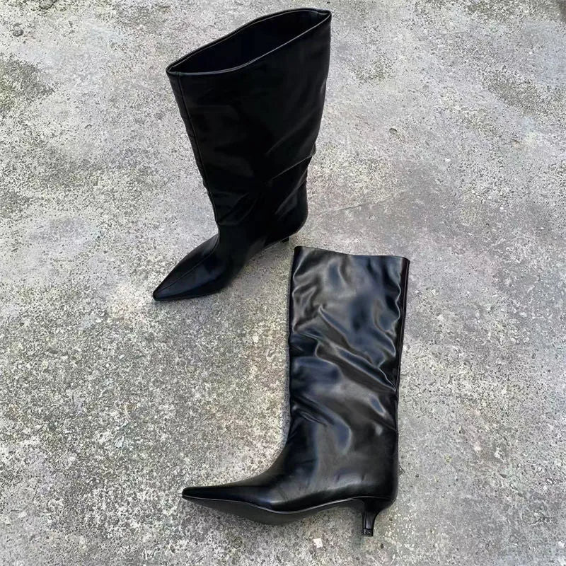 Women's solid colour retro high tube pointed boots with mid heel and sewing thread details in black