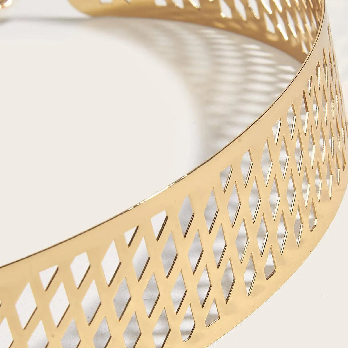 Gold thick iron waist ring belt with alloy buckle shown at 105cm length.