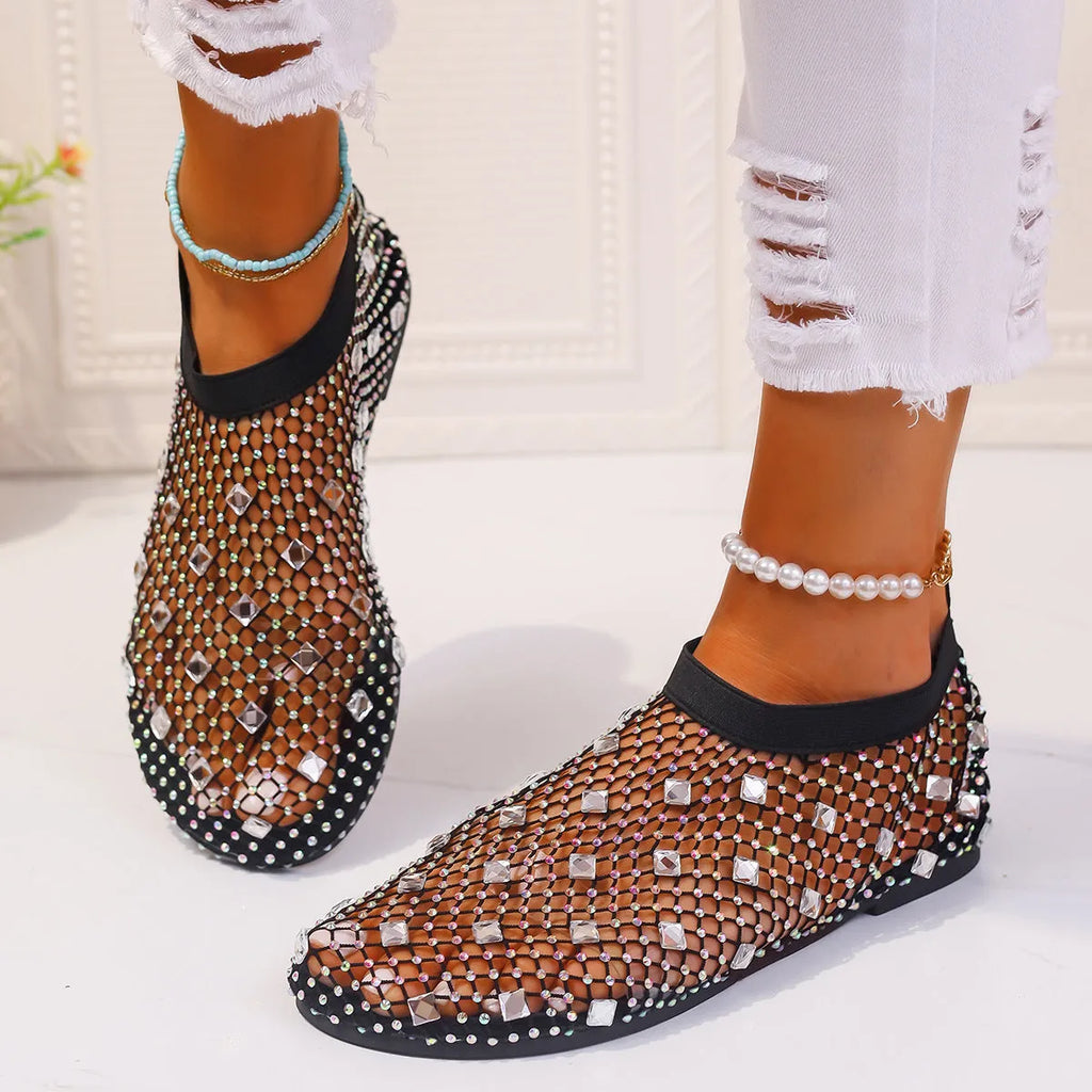 Women's flat mesh sandals with colourful rhinestone decoration on round toe design