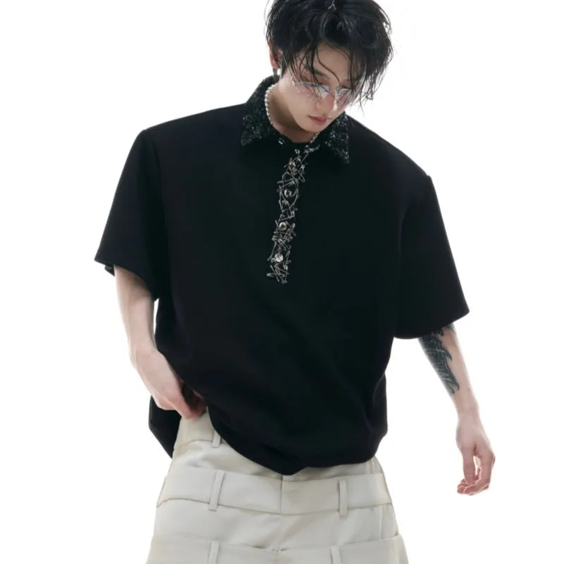 Men's loose fit polo t-shirt with square collar and short sleeves in solid colour