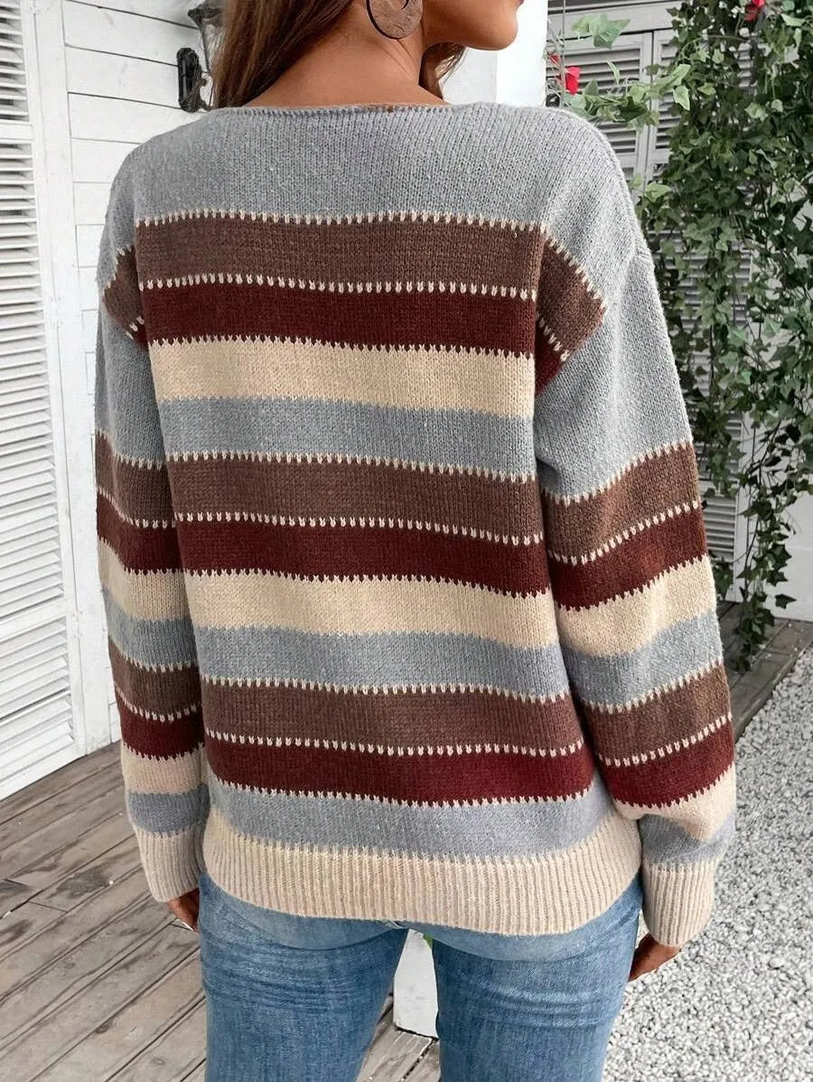 Women's colourblock striped pullover sweater in polyester for autumn and winter.