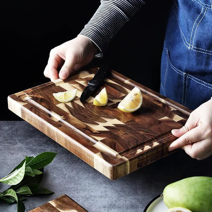 Brown acacia wood kitchen cutting board showing wood grain and 3cm thickness.