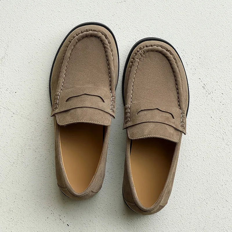 Men's slip-on PU leather shoes in khaki or Gardenia yellow with flat heel, round toe, rubber sole, sizes 39-44.