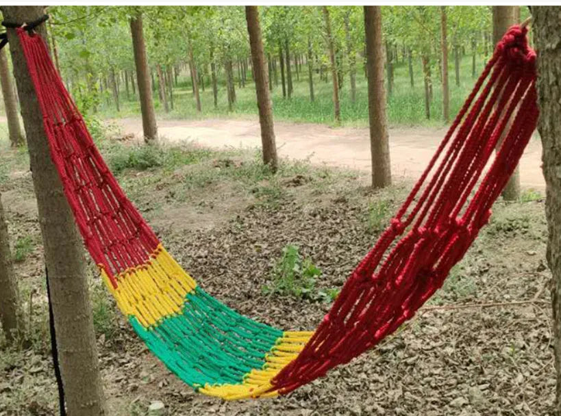 Outdoor nylon rope mesh hammock measuring 1.1m wide by 2.1m long with tying ropes