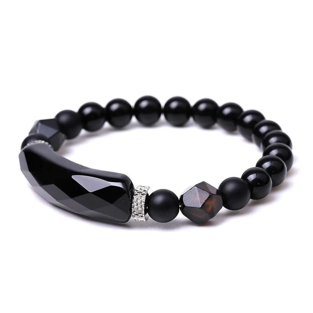 Handmade agate bracelet with diamond-shaped geometric cut and fan-shaped design elements