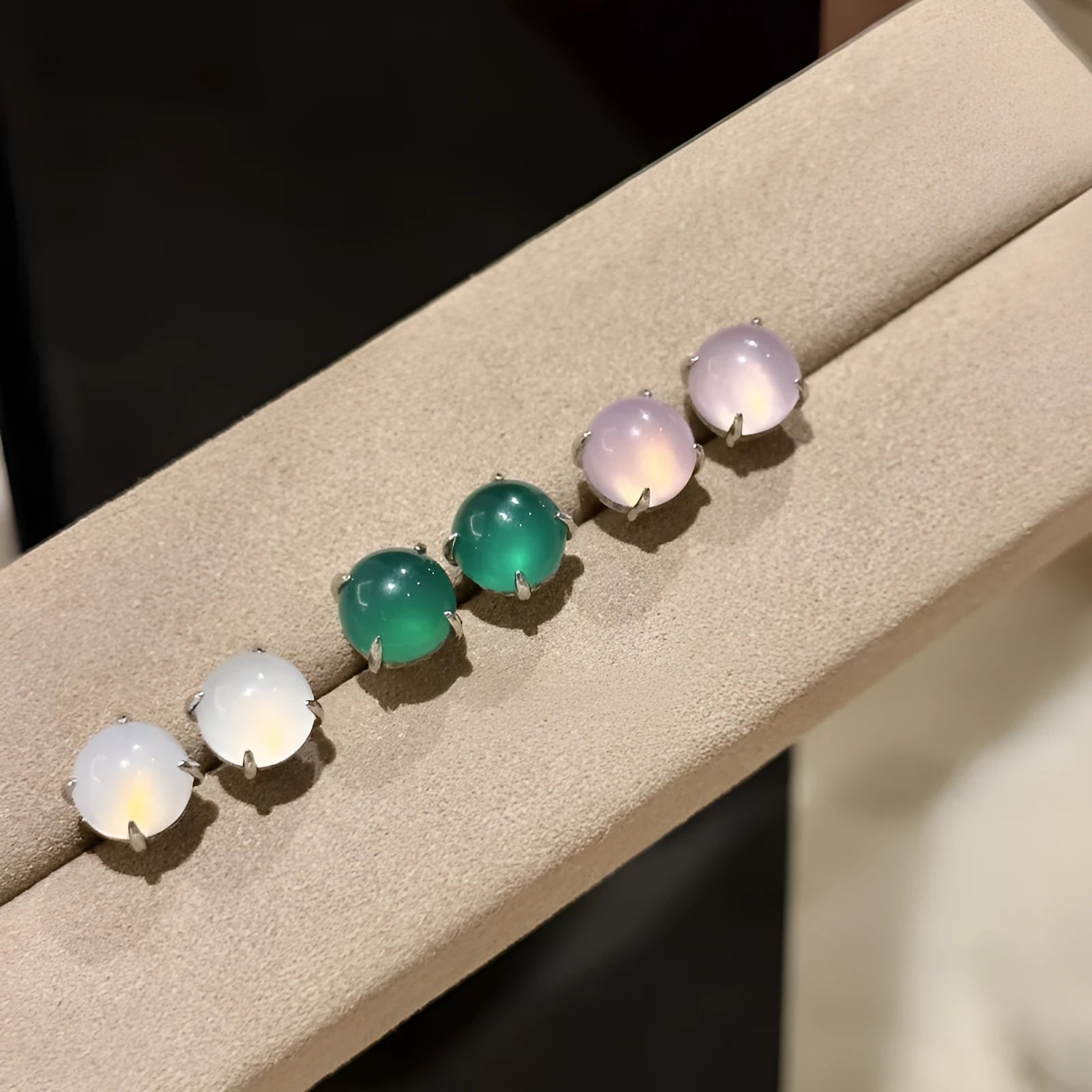 Chinese fashion chalcedony earrings with round stones in copper four-claw setting