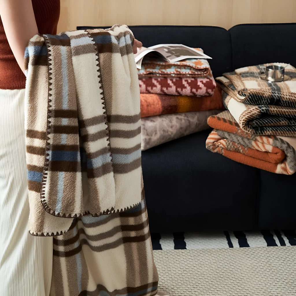 Antique plaid geometric blanket in orange, polyester, available in 120x150cm, 150x200cm and 200x230cm