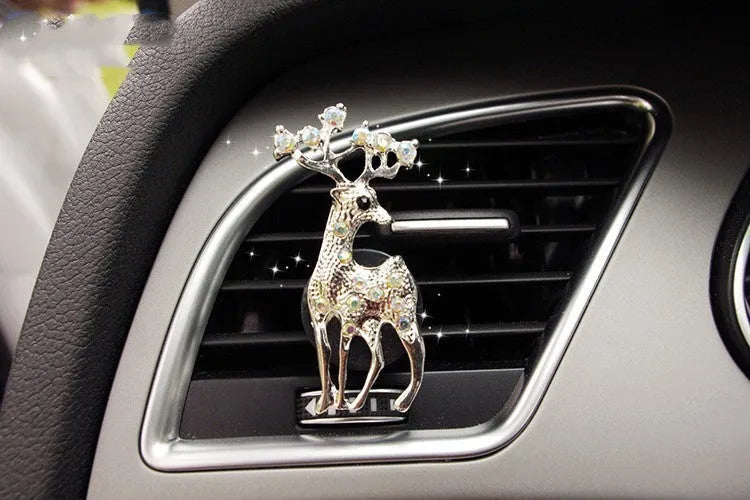 Alloy car air vent fragrance clip in a decorative style, measuring 6.3 by 4.5 centimetres.