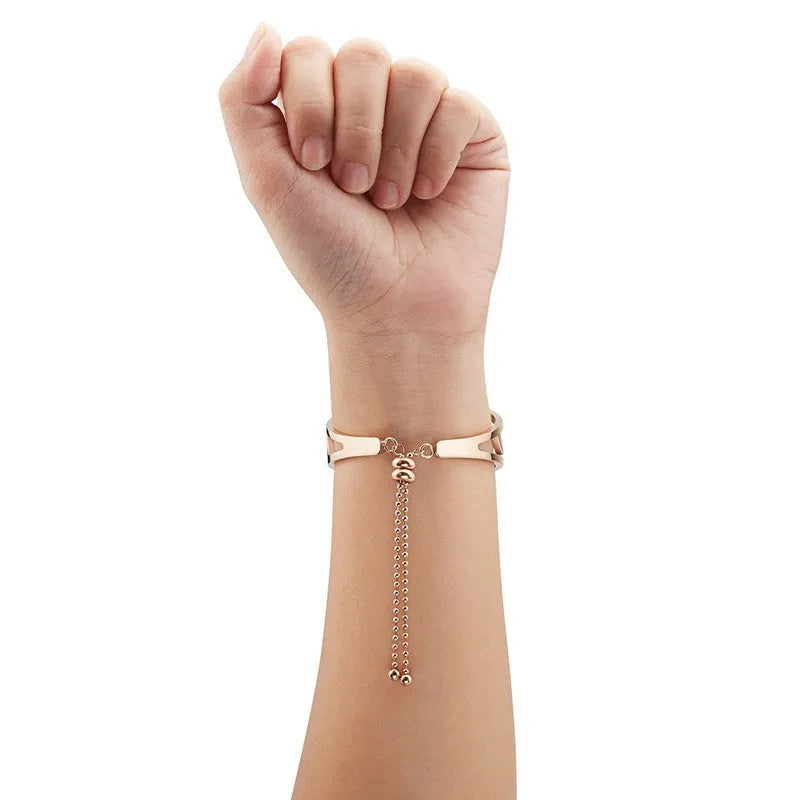 Stainless steel hollow watch strap for Apple Watch Series 4 3 2 1, adjustable, in black gold rose gold or silver