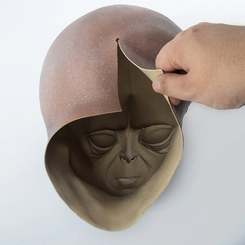 Grey latex big-eyed alien mask, 13cm x 22cm x 30cm, for Halloween fancy dress