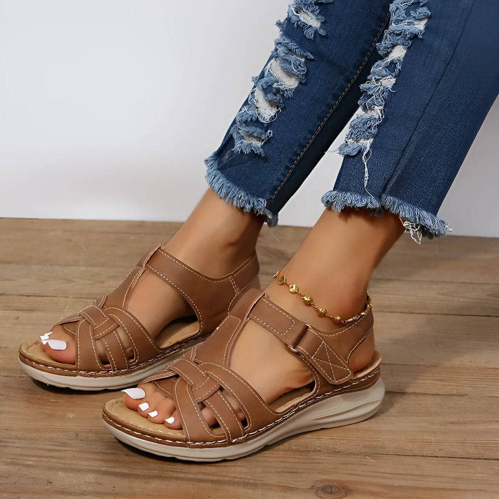 Women's Roman platform sandals with Velcro ankle strap, PU upper, rubber sole, round toe, black or brown