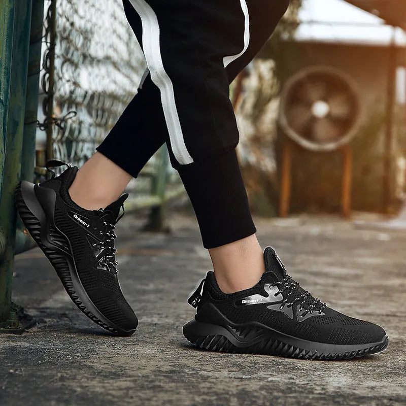 Men's low-top lace-up running shoes in multiple colours with breathable mesh upper and MD sole.