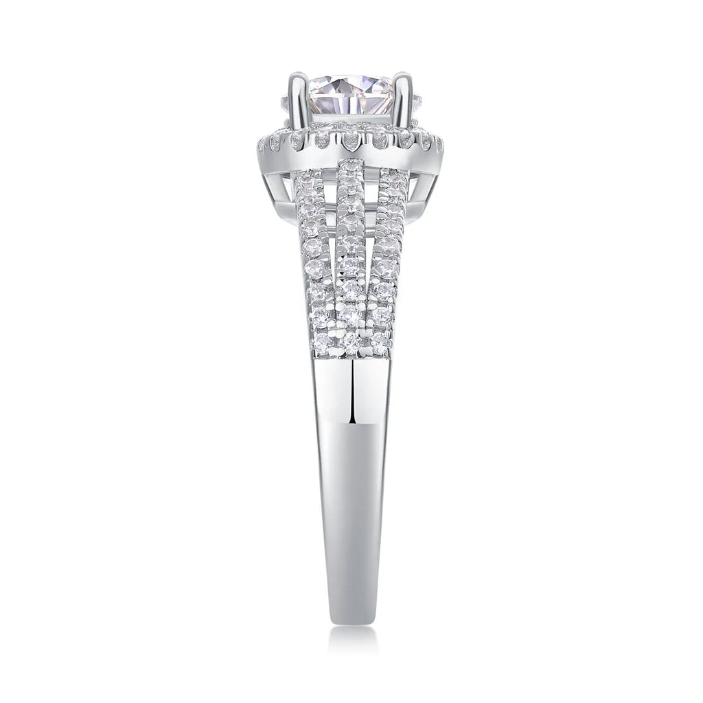 1-carat moissanite wedding ring set in S925 silver with platinum plating, sizes 5-9, gift box and GRA certificate