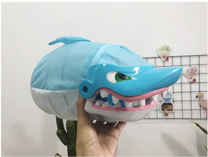 Great White Shark desktop interactive toy with fish pieces and dice, plastic, 26.5 x 26.5 x 9cm.