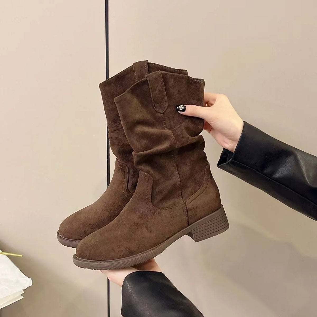 Women's suede ankle boots with 3-5cm mid block heel, round toe, slip-on design, khaki and brown, sizes 35-40.