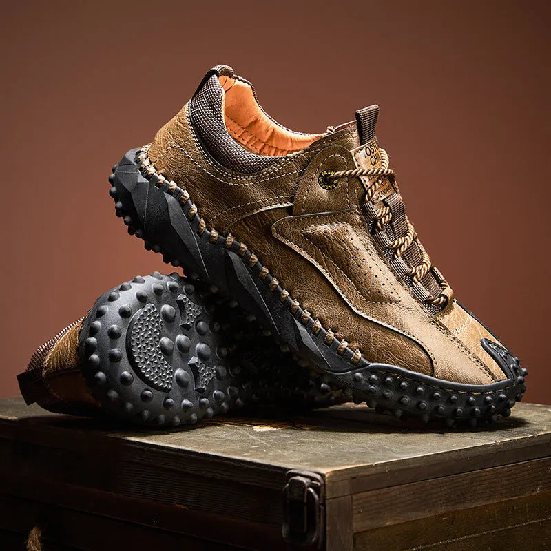 Lace-up men's casual shoes in black with microfiber upper, round toe, flat heel, and rubber sole