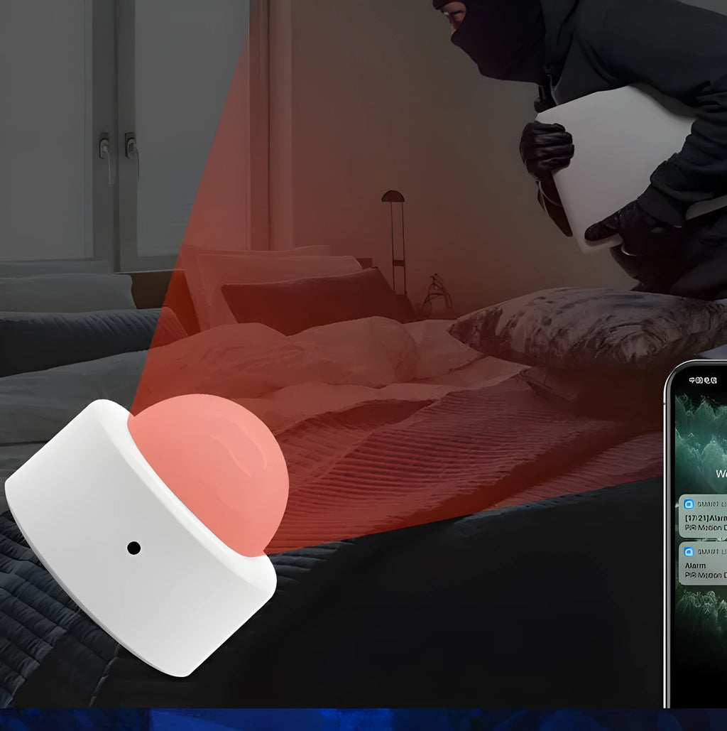Compact white wireless infrared motion sensor for home automation with ZigBee 3.0 connectivity.