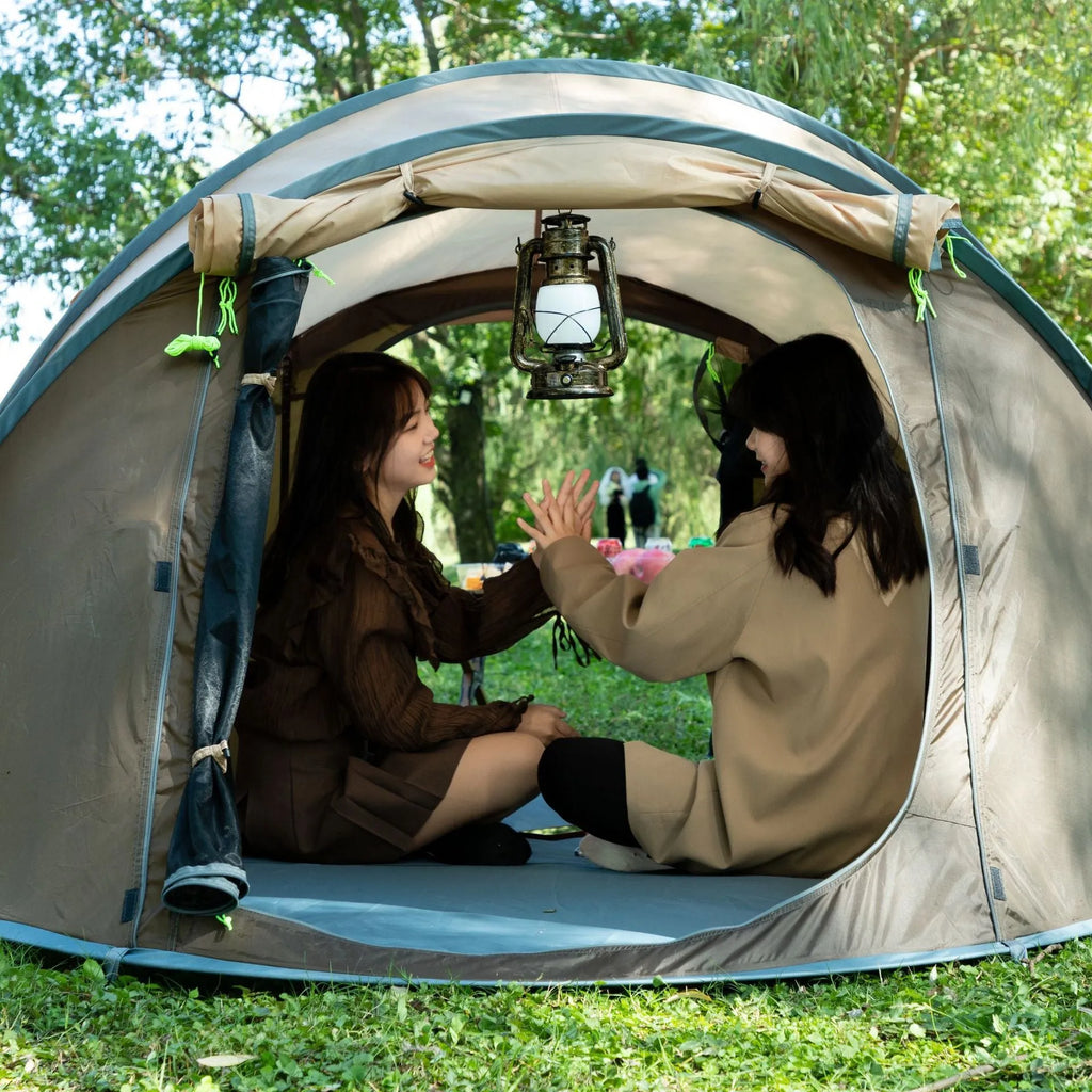 Dark green or brown single layer automatic tent with fibreglass pole and Oxford cloth, for 3-4 people