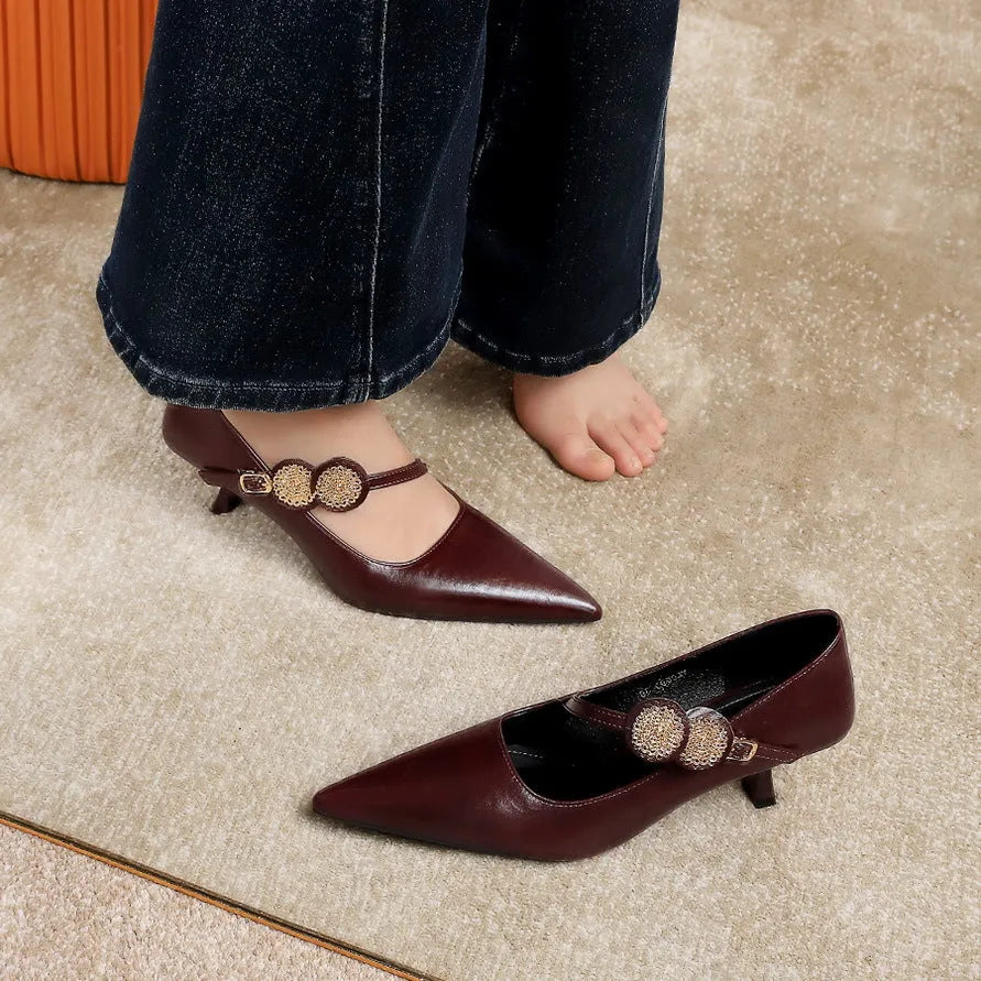 Party high heels with 6-8cm stiletto heel, pointed toe, shallow mouth, patent leather upper and buckle fastening