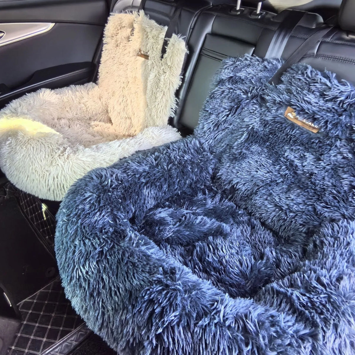 Winter thicken thermal vehicle-mounted pet mat in dark grey or beige cloth