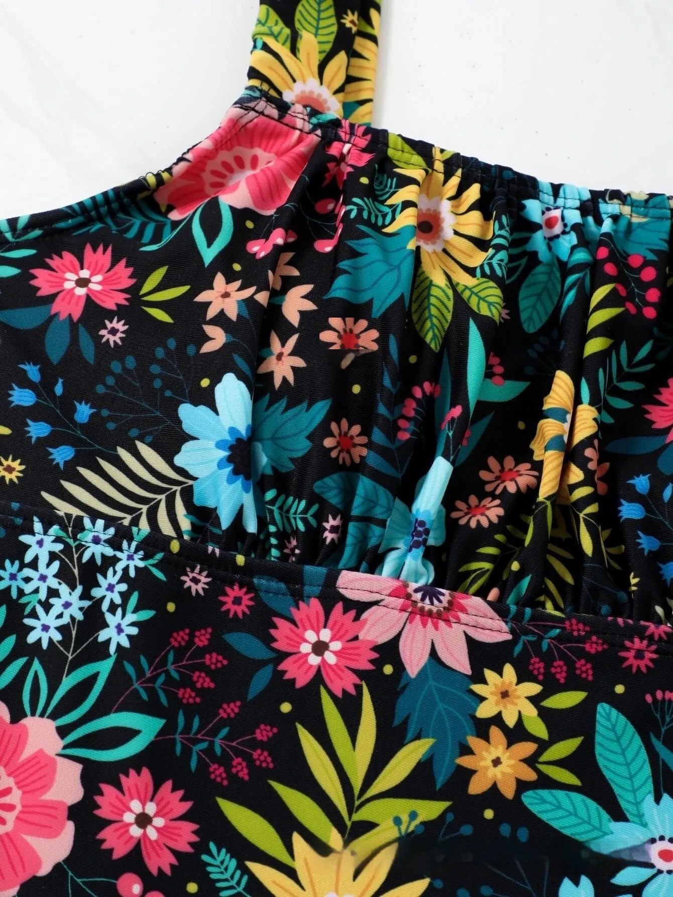 Women's floral print one-piece swimsuit with full back coverage in pastoral style