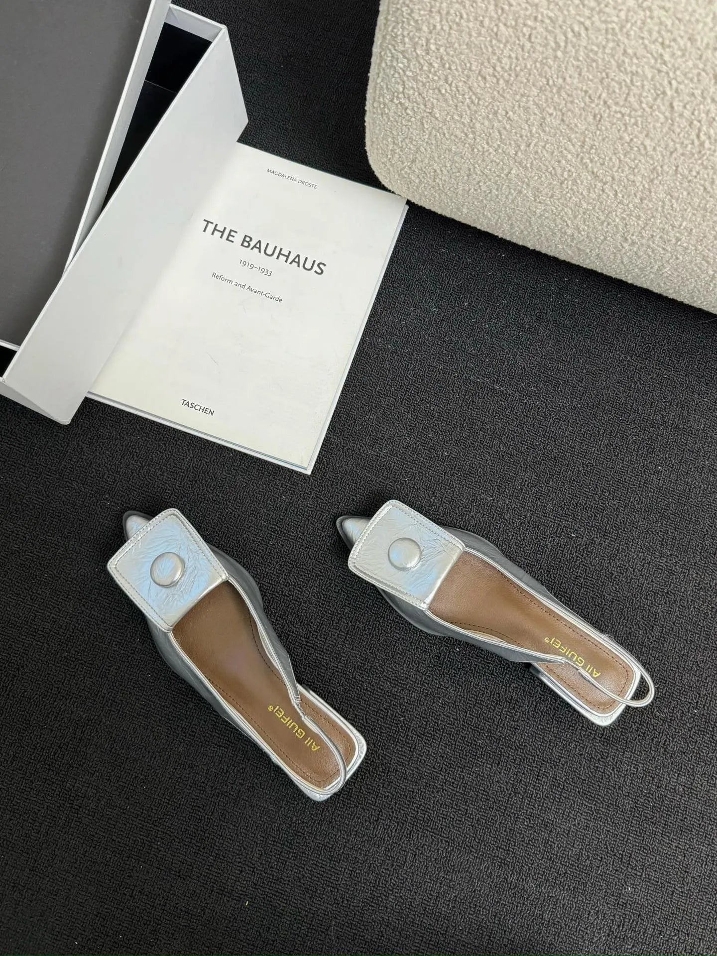 Women's pointed toe closed sandals with low heel and back strap in apricot colour