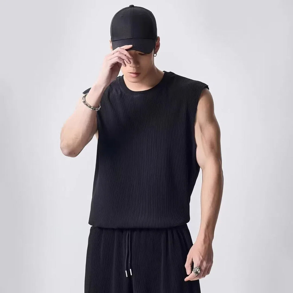 Men's sleeveless striped hooded vest in white or black, thin 100% polyester, sizes M to 3XL