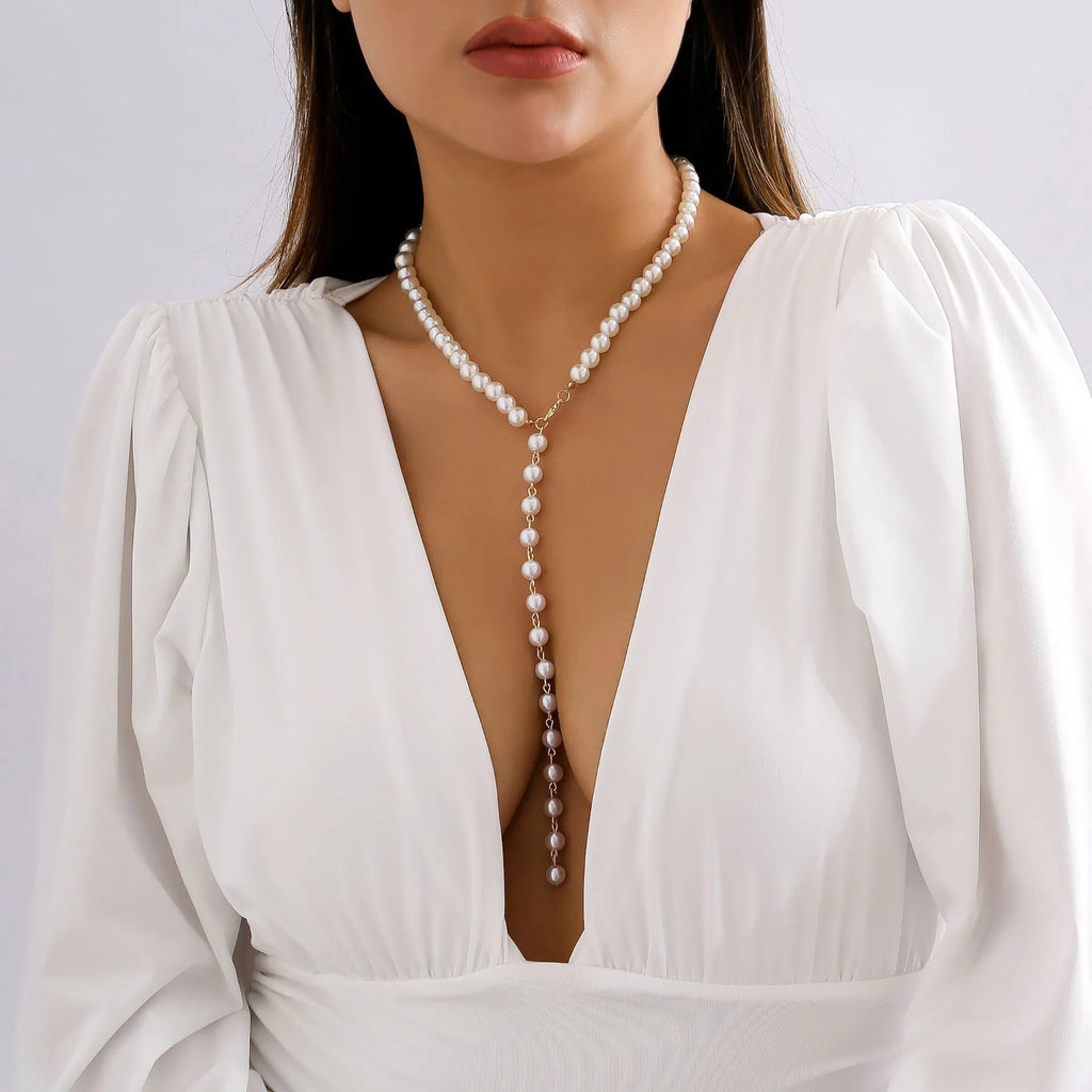Round beads chain beaded pearl niche necklace with imitation pearl pendant in gold or white