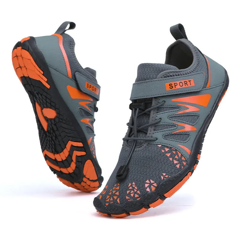 Breathable quick-drying outdoor trainers with mesh upper and non-slip rubber sole, low-top lace-up, sizes 38-47