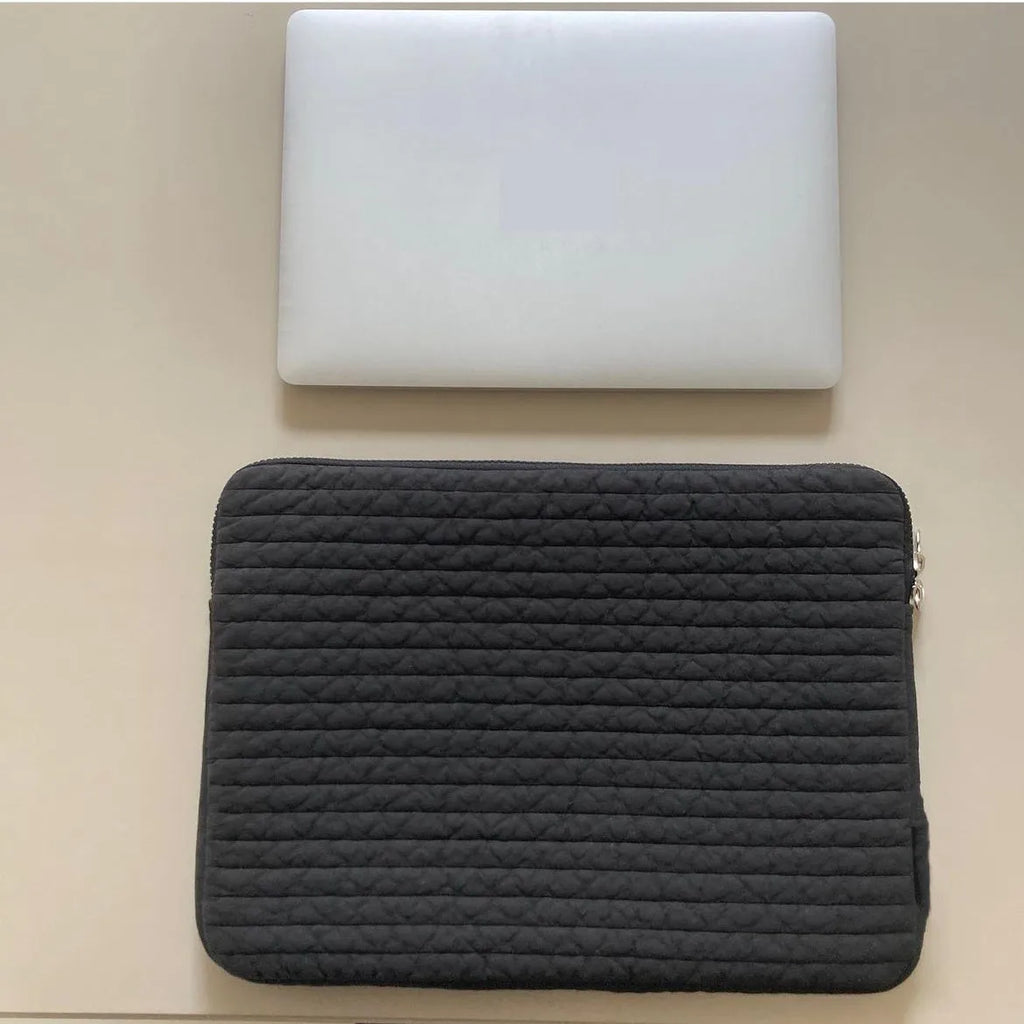 Black and white cotton cloth anti-seismic laptop bag with internal coin pocket for tablet PCs