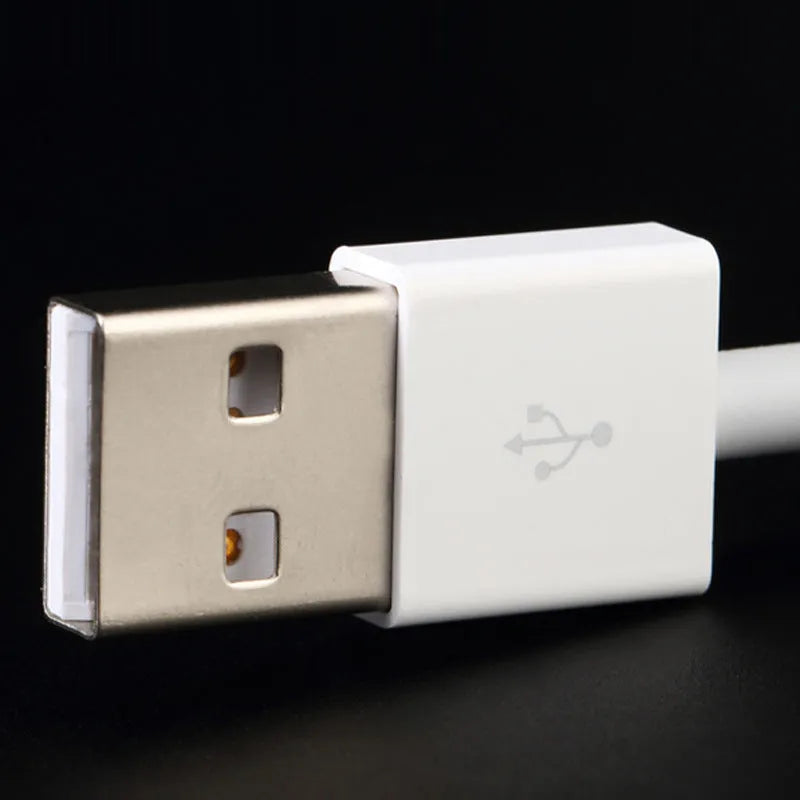 30-pin PVC data cable for iPhone 4 and 4s, 1.5 metre length, white