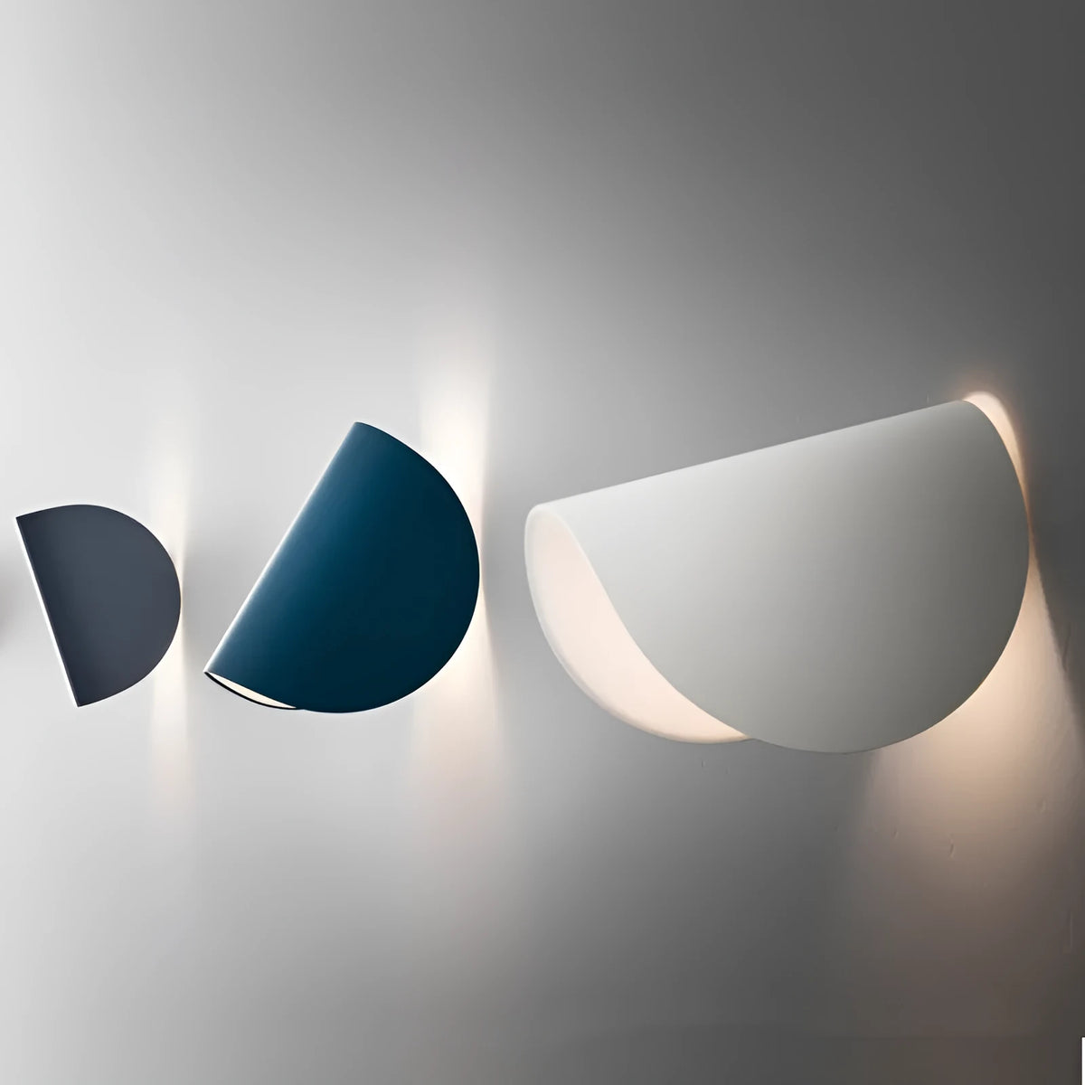 Rotating wall lamp 10 × 16cm in black, white, or grey, 5W 220V for bedroom study or bedside
