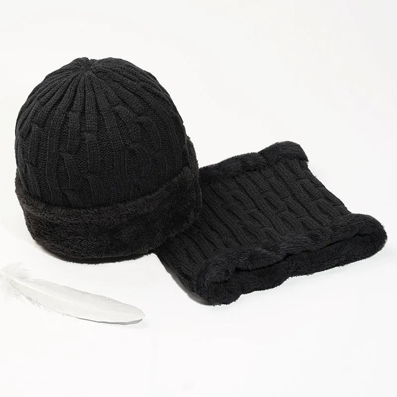 Men's winter windproof hemp knitted hat with thick knit and flexible fit on model