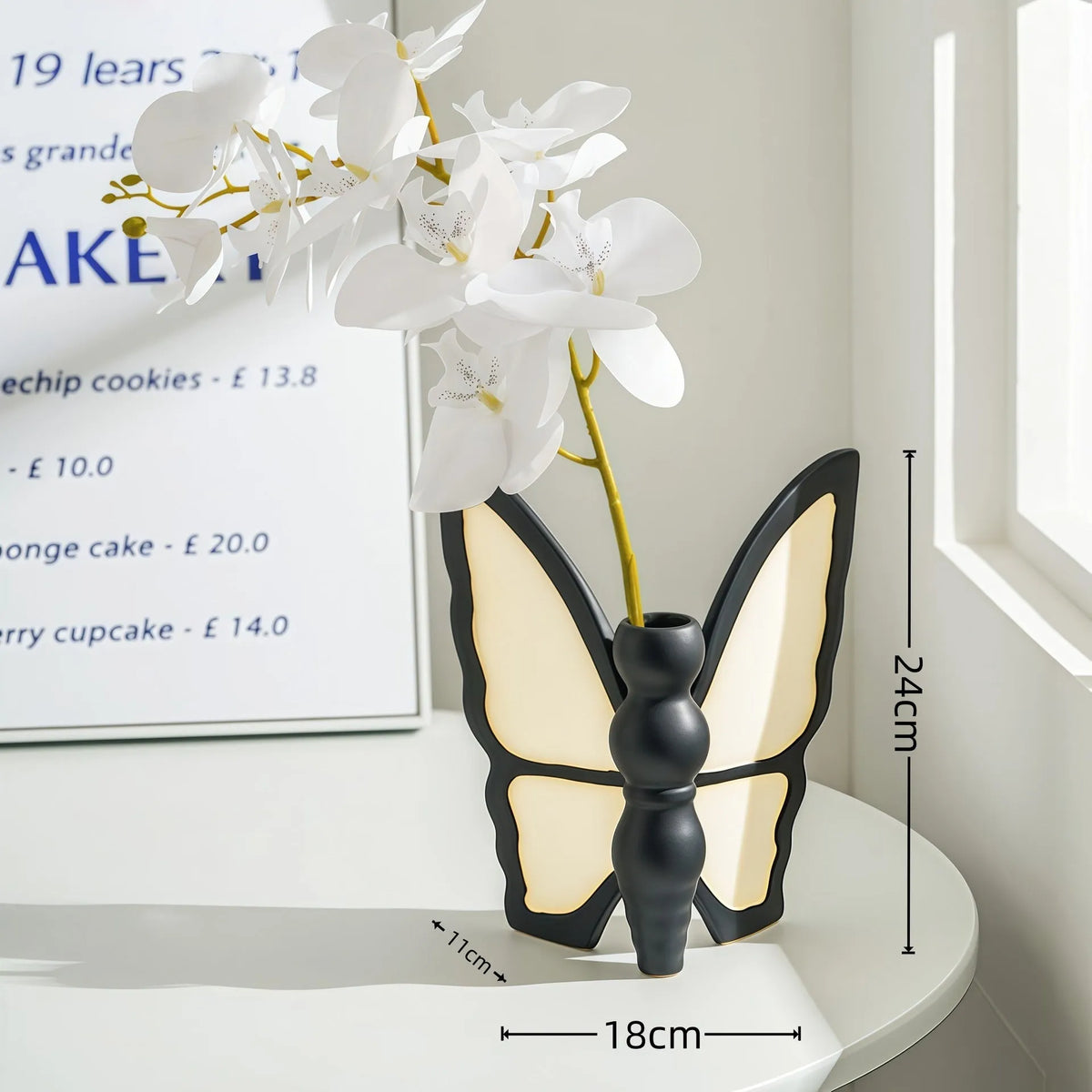 Butterfly patterned ceramic vase and tissue box set for living room decoration