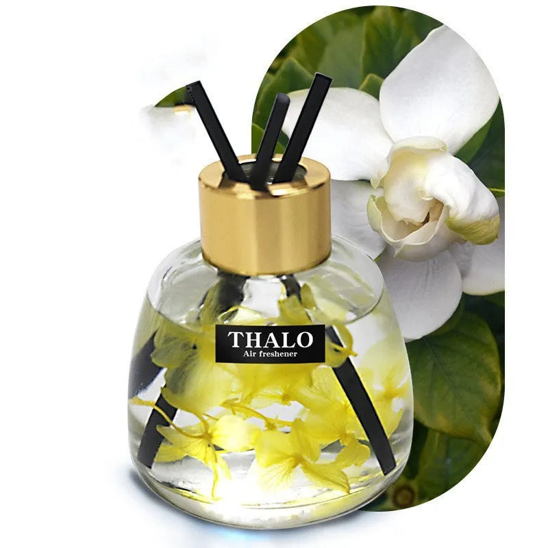 Glass car aromatherapy perfume ornament with bottle shape for vehicle fragrance diffusion