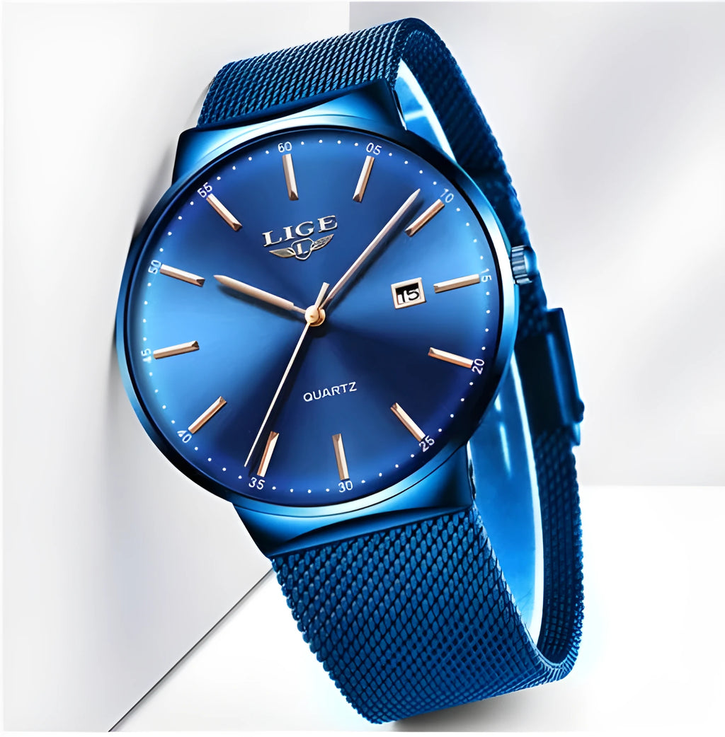 Men's stainless steel analogue watch with a 40mm black dial on a metal strap
